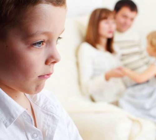 Πώς αντιμετωπίζουμε την αδερφική ζήλεια;