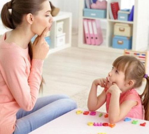 Πότε το παιδί μου χρειάζεται λογοθεραπεία;